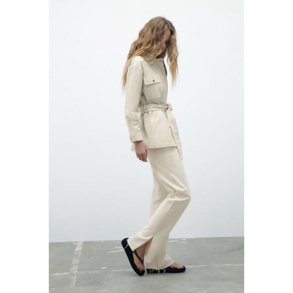 NWOT Zara Denim Jacket with Belt in Ice Color, Size Medium - Picture 3 of 16